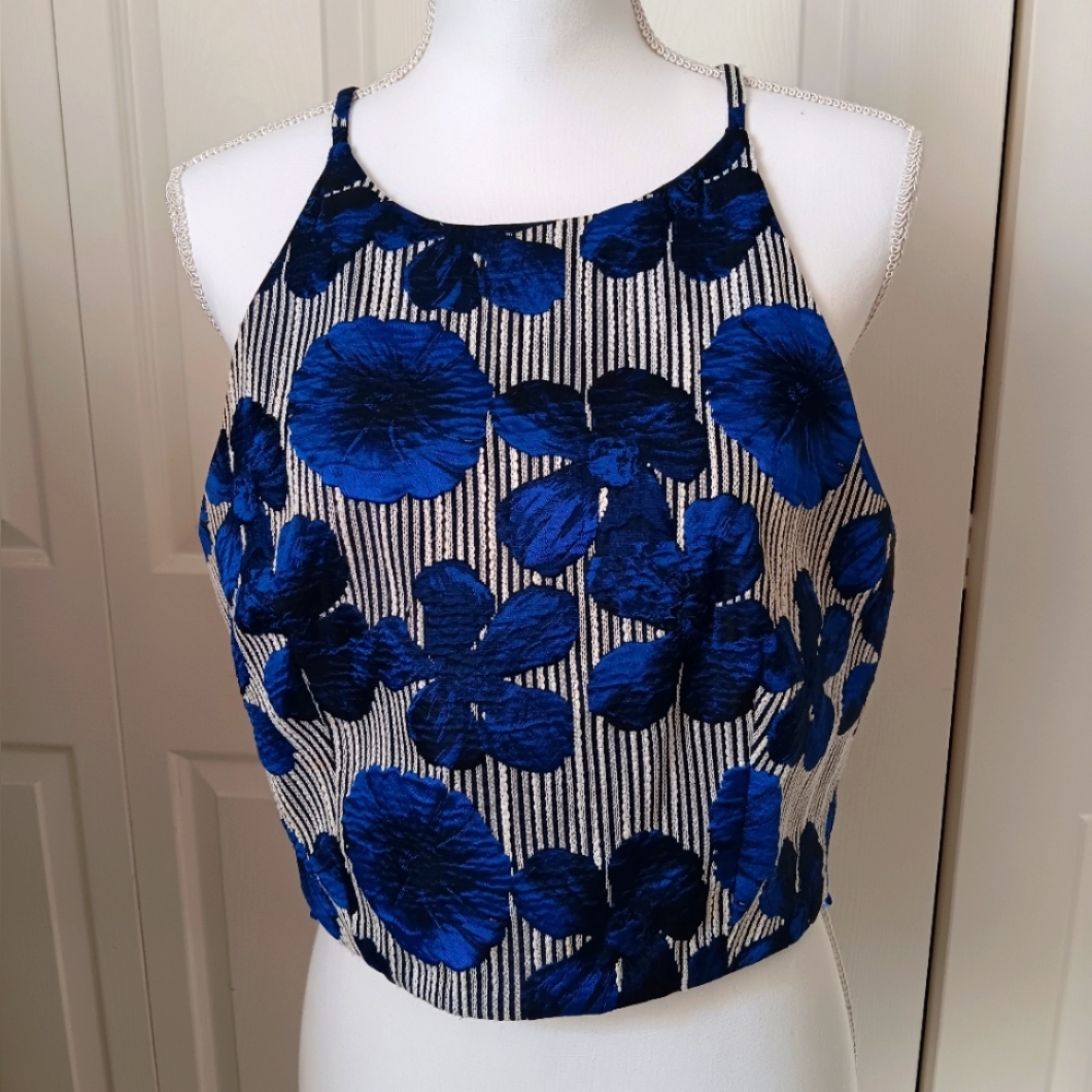 Badgley Mischka Belle Blue & Black Floral Crop Dressy Tank Top. Size 12.